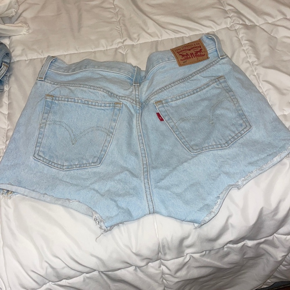 Levi shorts